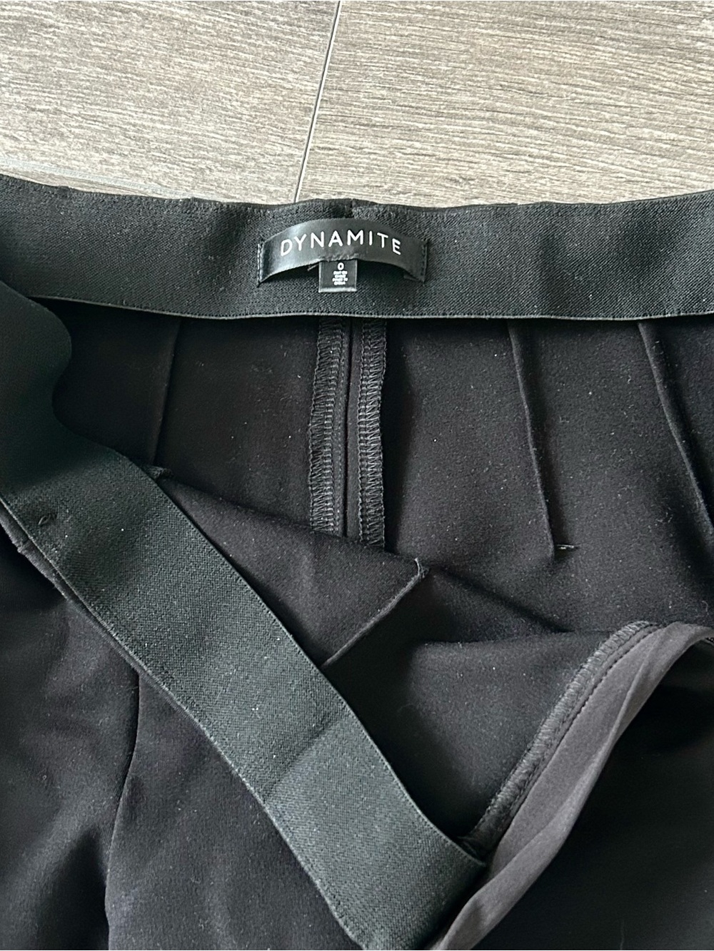 Dynamite Capris - Picture 4 of 5